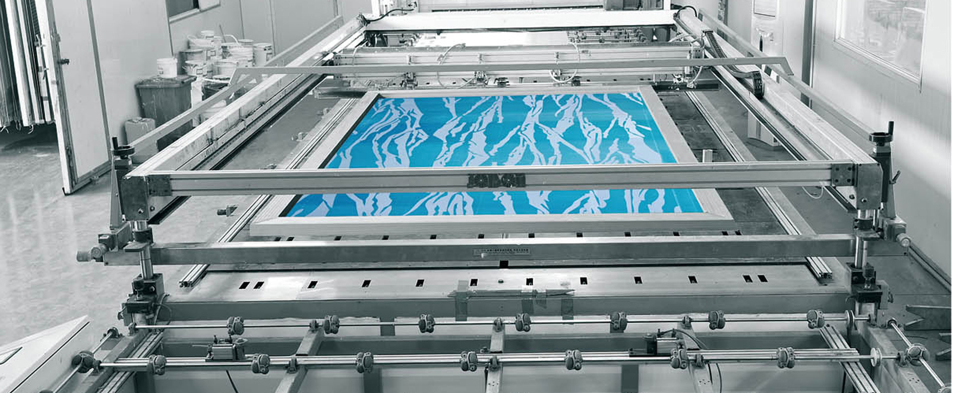 全自動絲網印刷彩釉玻璃生產線
